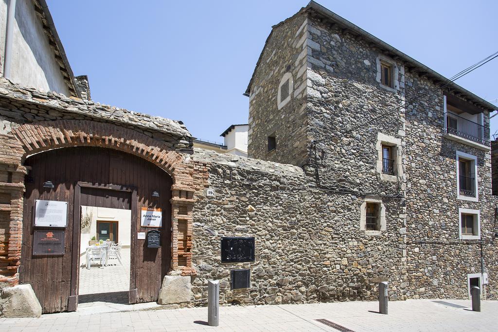Alberg Anna Maria Janer Llivia Luaran gambar